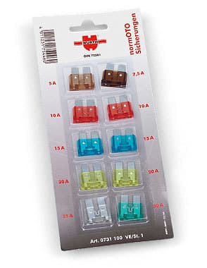 Набор предохранителей вилка  5-30A